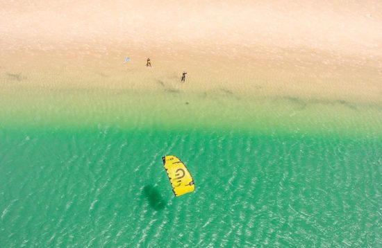 voile-plage-kitesurf-plan-drone