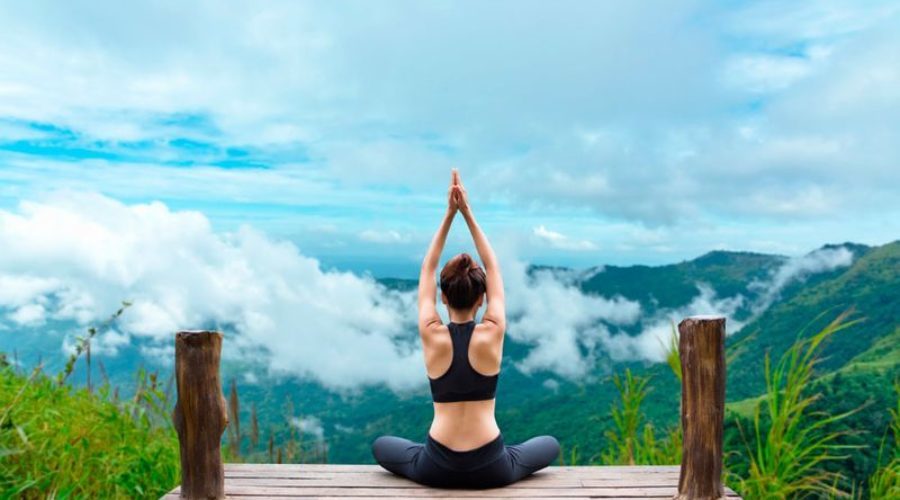 Les 5 éléments et le yoga : trouver l’équilibre
