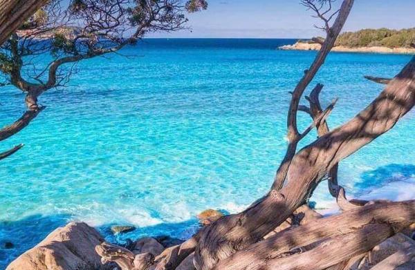 plage durant sejour luxe yoga en corse